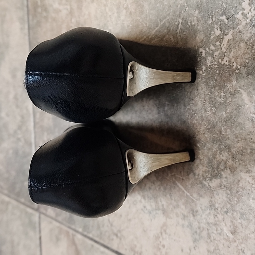 ESCADA point toe pumps - Picture 11 of 11